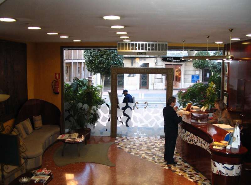 Hotel Gaudi Reus Exterior foto
